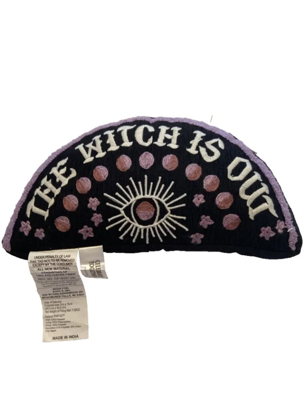 Pillow Décor celebrate together
